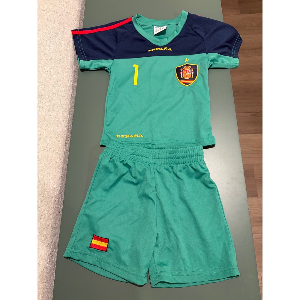 World Soccer Spain Casillas 1 Kids Jersey and Shorts Set Teal Navy Size 2